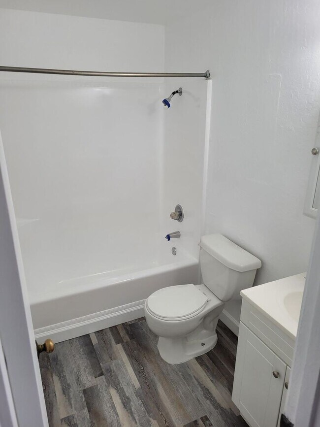 Foto del edificio - 2bdrm 1bth 1pkg located in Beautiful Makaha Valley Plantation
