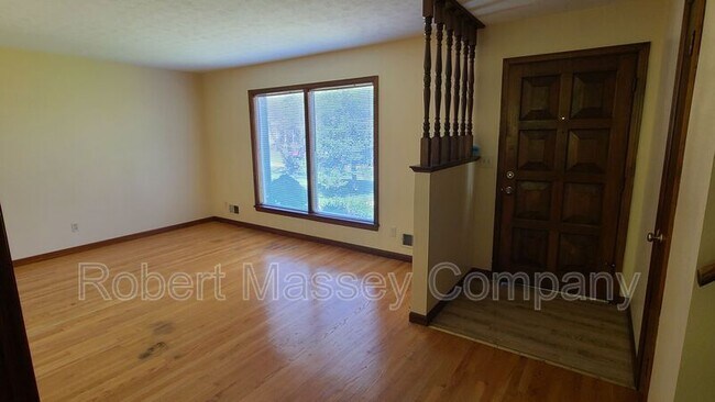 Foto del edificio - 3816 Glenwillow Way