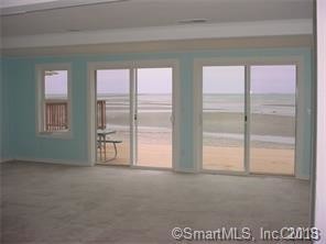 Foto del edificio - 1019 Fairfield Beach Rd