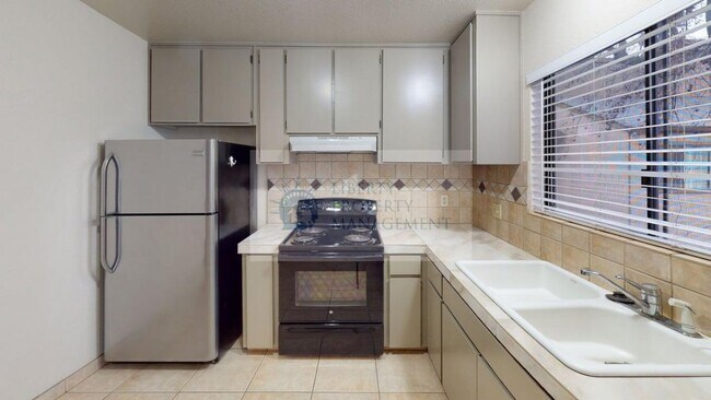 Foto del edificio - 2905 Niagra St