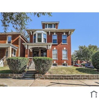 Building Photo - 4431 Ashland Ave