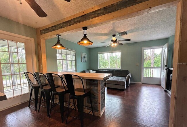 Foto del edificio - 256 Statler St