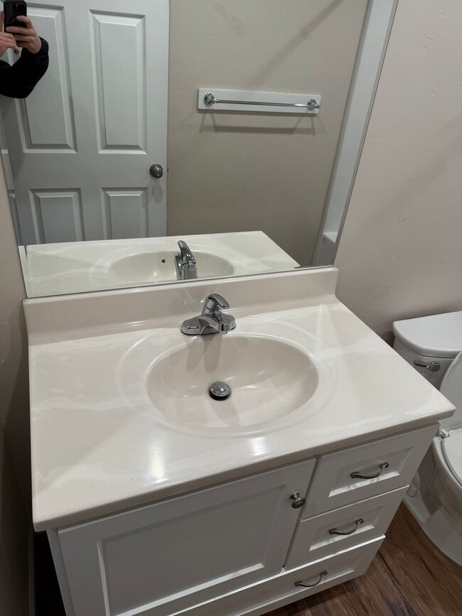 Foto del edificio - Spacious 3 Bedroom, 2 Bath Home with Garage & Fenced Yard!