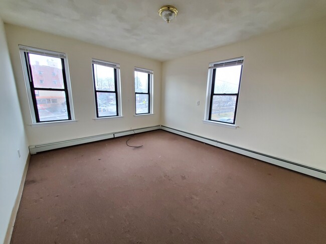 Building Photo - 1 Playstead Rd