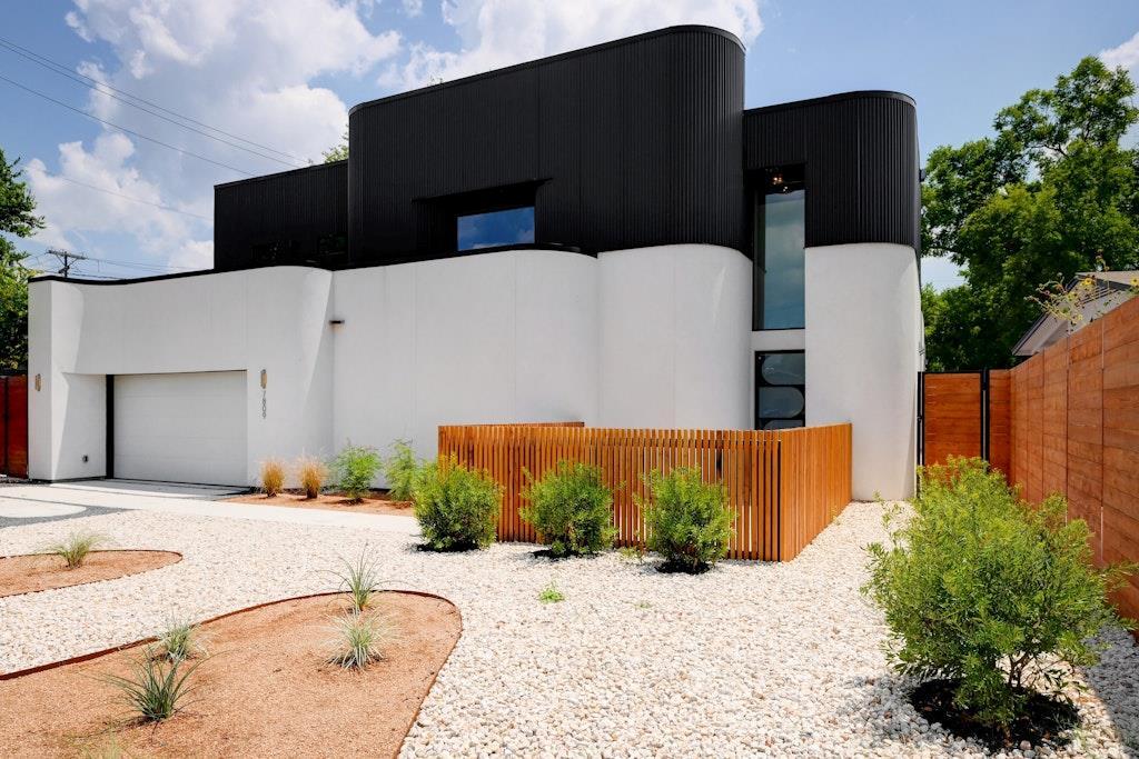 Foto principal - 7809 Woodrow Ave