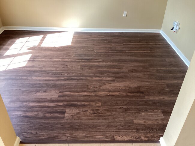 Building Photo - 4152 Lonicera Loop