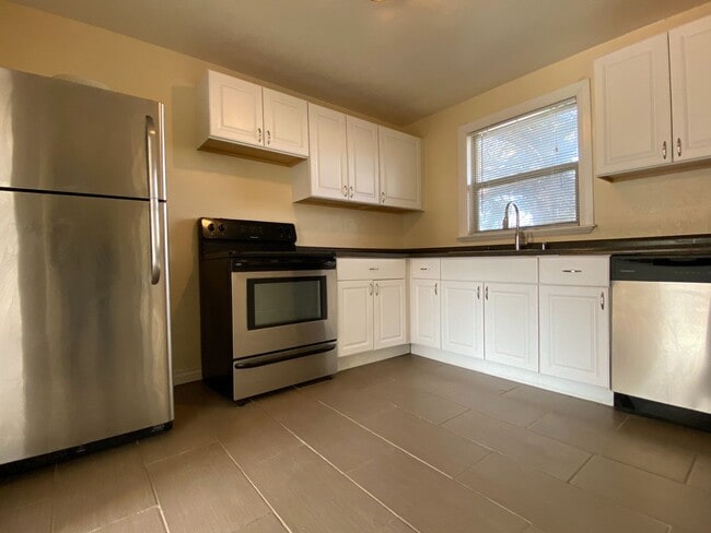 Foto del edificio - 2885 Van Buren Ave