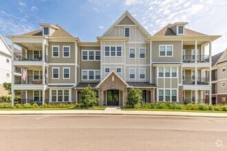 Building Photo - 4000 Shadow Green Dr