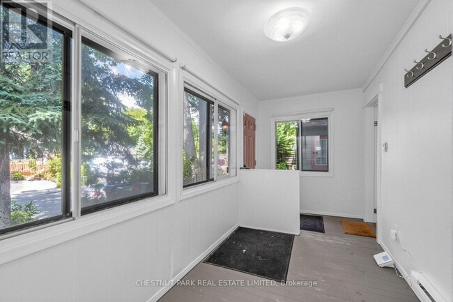Building Photo - 25 Kenworthy Ave