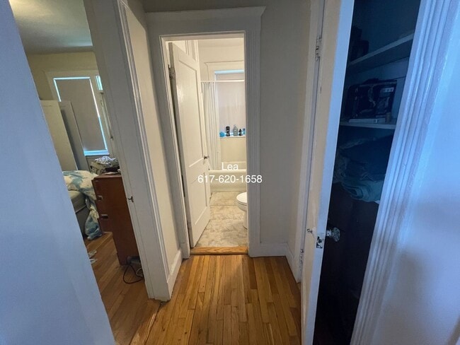 Building Photo - NO FEE! September Cozy 2bed in Brighton! E...
