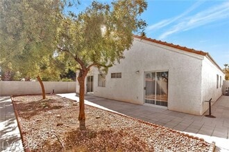 Building Photo - 3838 Birchview Ct