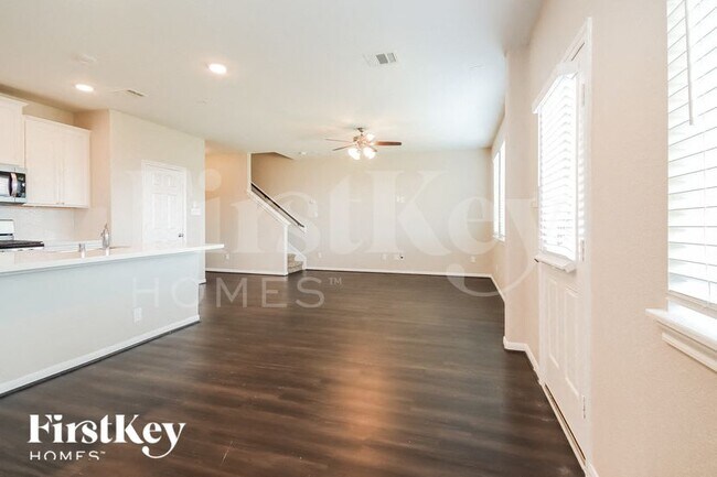 Foto del edificio - 9822 Copper Ranch Trail