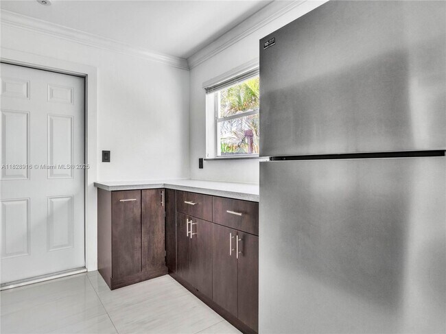 Foto del edificio - 6053 SW 63rd Terrace
