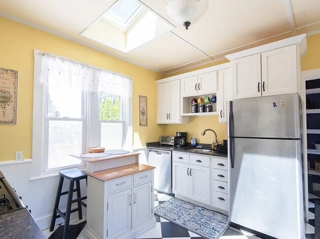 Foto del edificio - "Charming 2-Bed Retreat with Modern Touche...