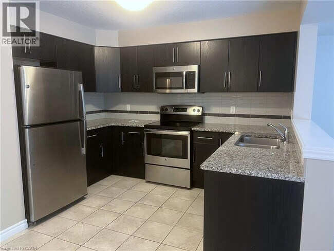 Photo du bâtiment - 635 Saginaw Pkwy