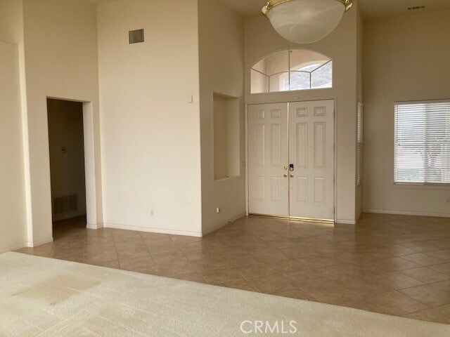 Building Photo - 13428 Canyon Crest Rd