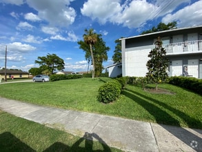 Building Photo - 37280 Okeechobee Ave