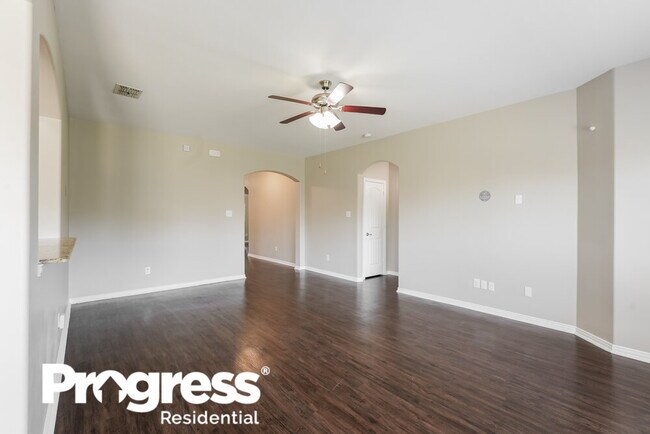 Foto del edificio - 219 Meadowcrest Dr