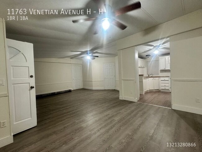 Foto del edificio - 11763 Venetian Ave