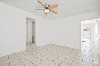 Building Photo - 3701 Mintern St