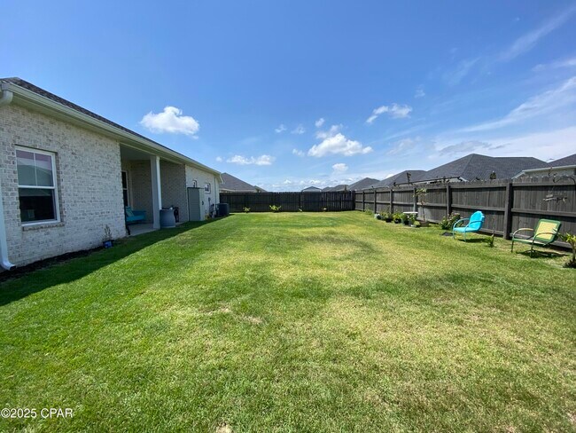 Foto del edificio - 3784 Redbud Wy