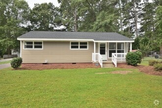 Building Photo - 321 Briarcliff Rd