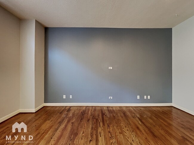 Building Photo - 5213 Eigel St