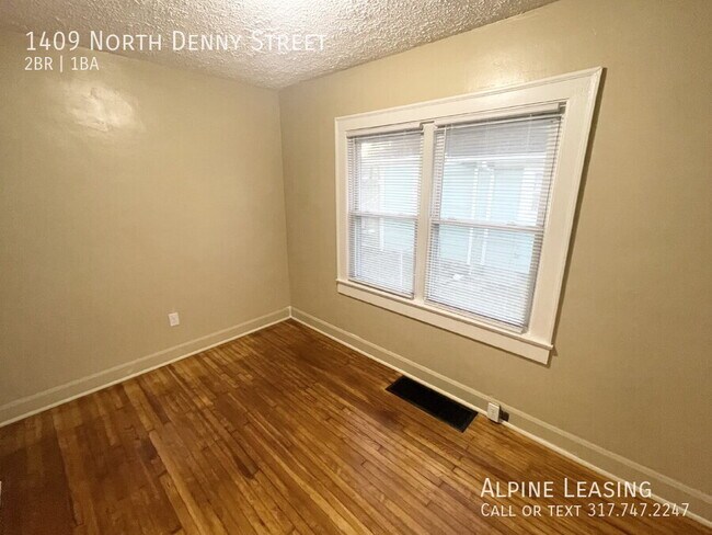 Building Photo - 1409 N Denny St
