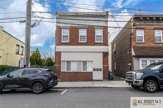 Building Photo - 305 Pershing Ave