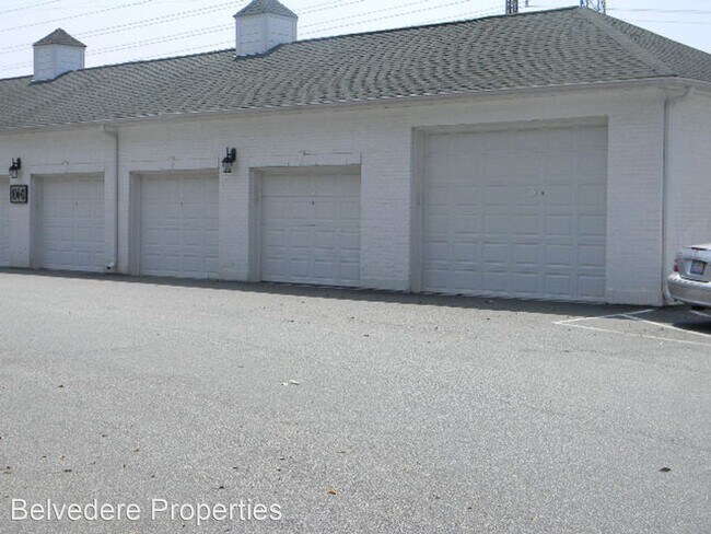 Building Photo - 2 br, 2 bath House - 102-203 Sunset Circle