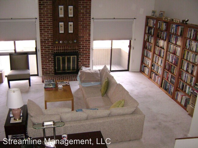 Building Photo - 3 br, 3.5 bath House - 7507 Bradley Blvd