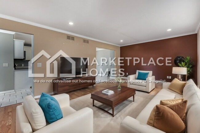 Building Photo - 8334 McKinley