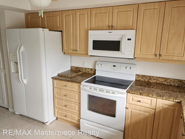 Foto del edificio - 2 br, 2 bath House - 3100 SE Pruitt Rd # E...