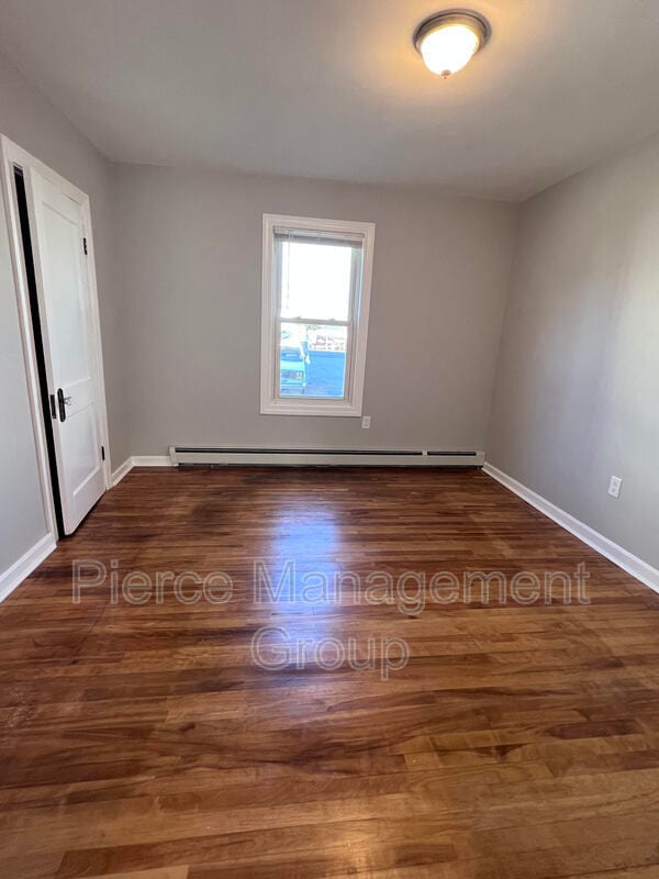 Building Photo - 185 Calef Rd