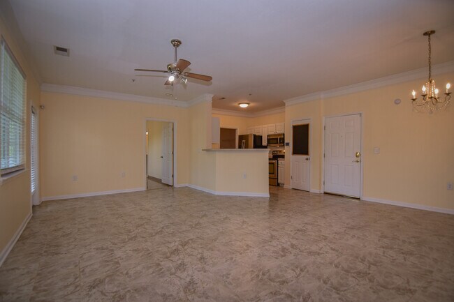 Foto del edificio - 1481 Cambridge Lakes Dr