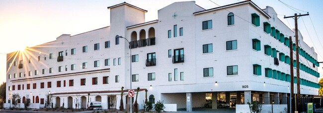 Building Photo - Laurel Tree at Northern