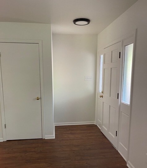 Entry & Hall Closet - 691 Tanglewood St