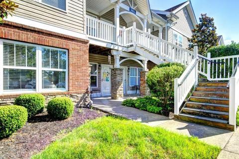 Building Photo - 3802 Falcon Crest Dr