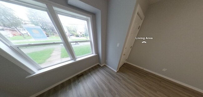 Building Photo - 1253 Clonsilla Ave