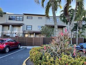 Foto del edificio - 10060 NW 9th St Cir