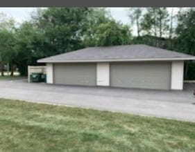 Building Photo - 500 Westwood Ct