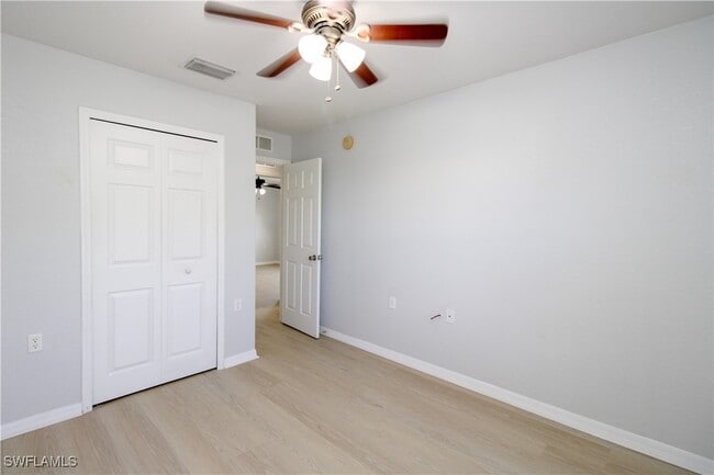 Building Photo - 9055 Gervais Cir