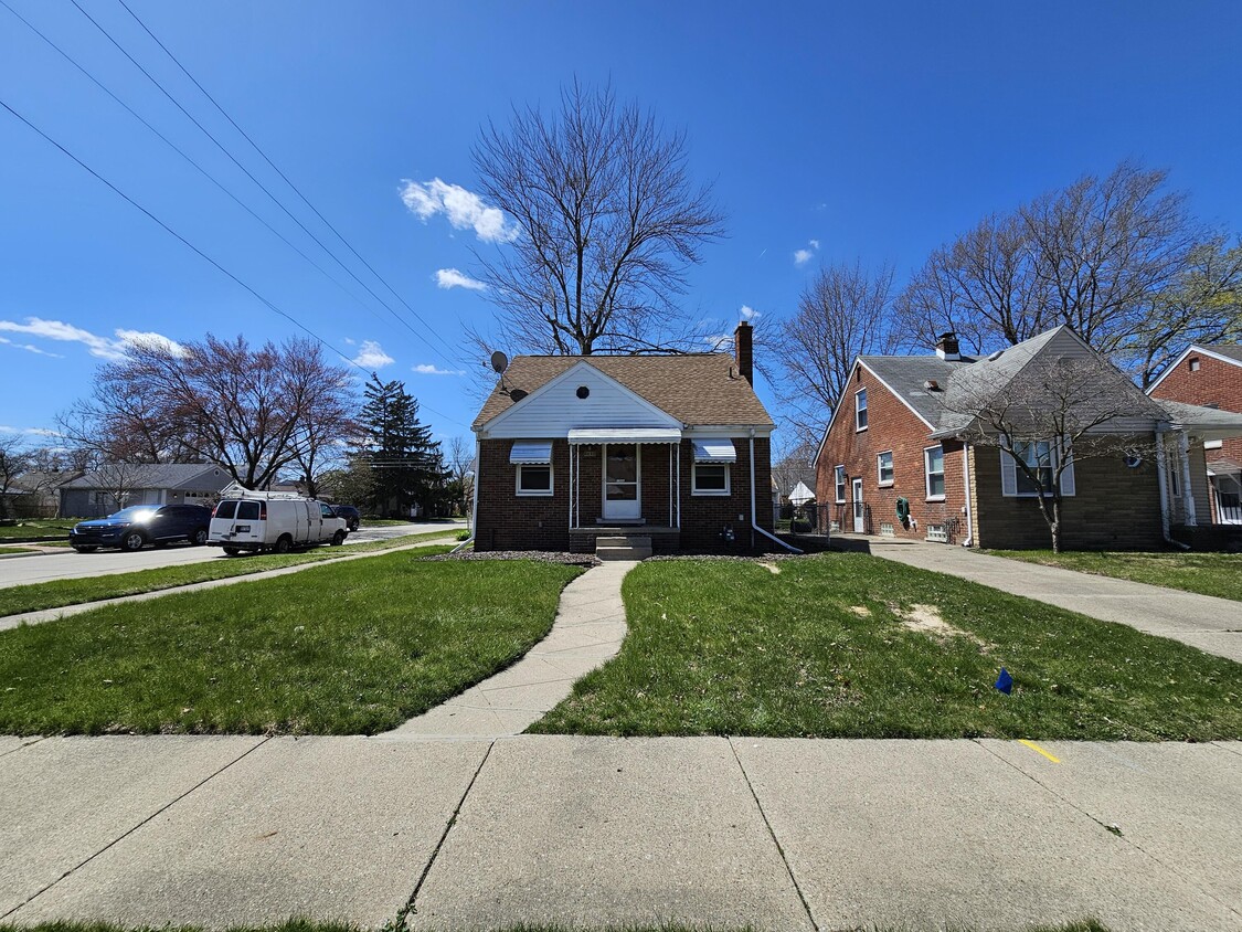 Foto principal - 2001 N Denwood St