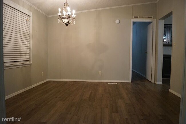 Building Photo - 4 br, 2.5 bath House - 1234 90 HIghway