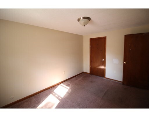 Building Photo - 94 N High St
