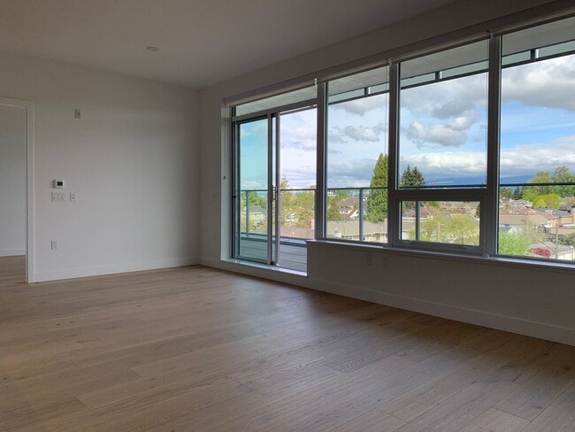 Building Photo - 5693 Elizabeth St