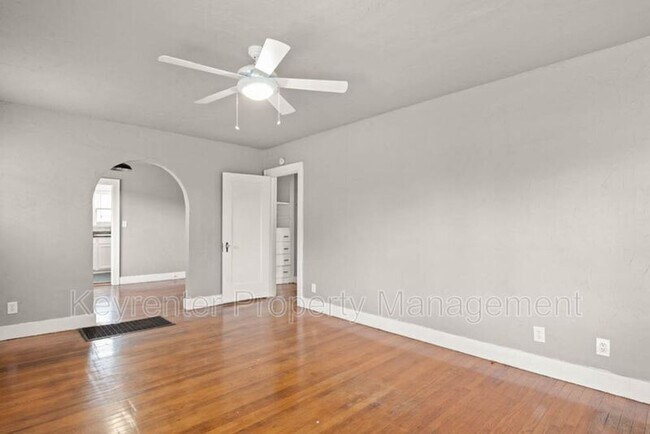 Foto del edificio - 1123 NW 30th St