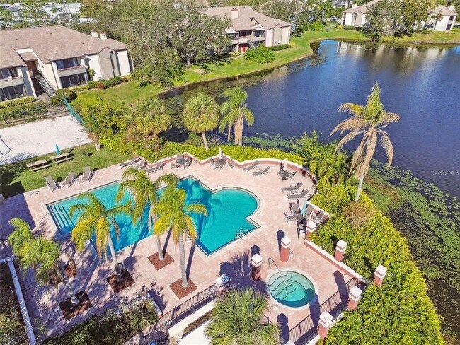 Foto del edificio - 10265 Gandy Blvd N