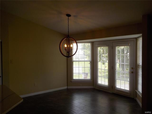 Building Photo - 8010 Knights Crossing Dr