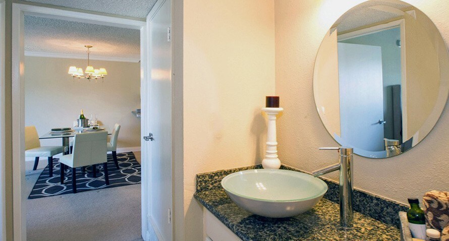 Foto del edificio - 249 S La Fayette Park Pl